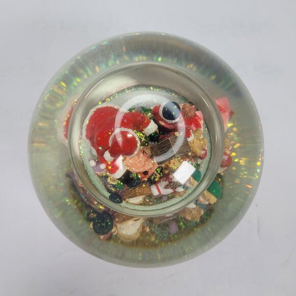 Kirkland Signature Musical Christmas Waterglobe With Revolving Base - Picture 8 of 10